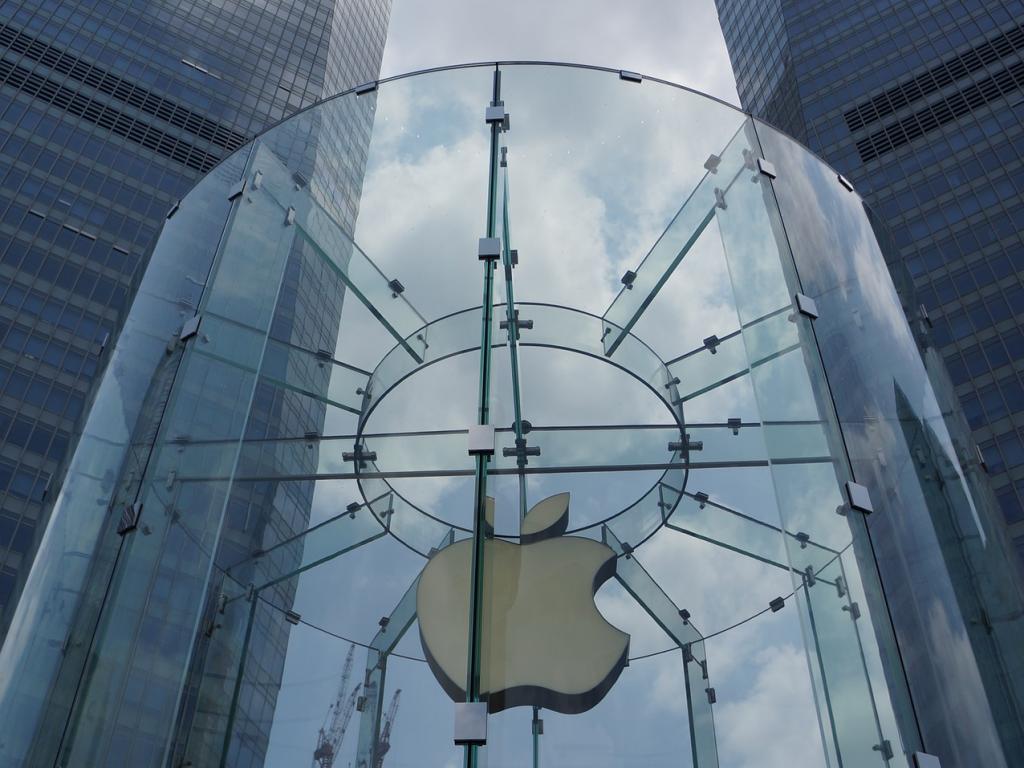 IPhone 9 Comes With Its Own OLED Technology
