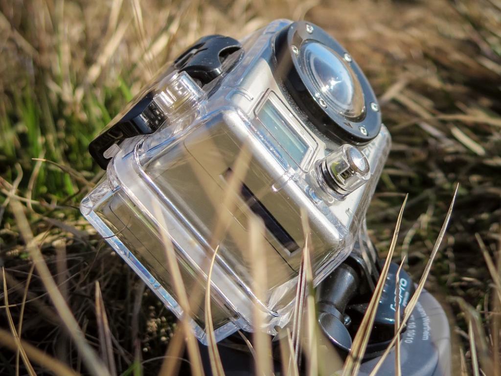 Stock Traders Purchase Large Volume of GoPro Put Options (GPRO)