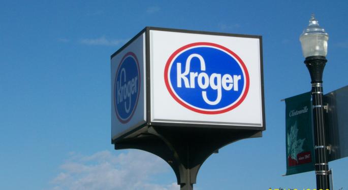 Analyst: Kroger Should Outmuscle Amazon And Bid For Whole Foods